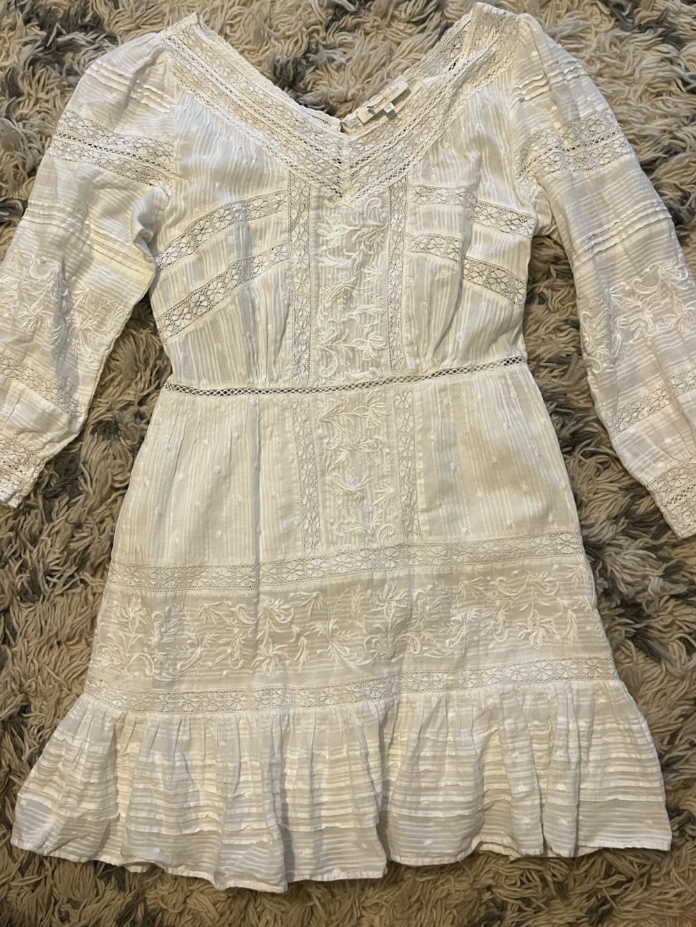 LoveShackFancy White Embroidered Long-Sleeve dress size 6